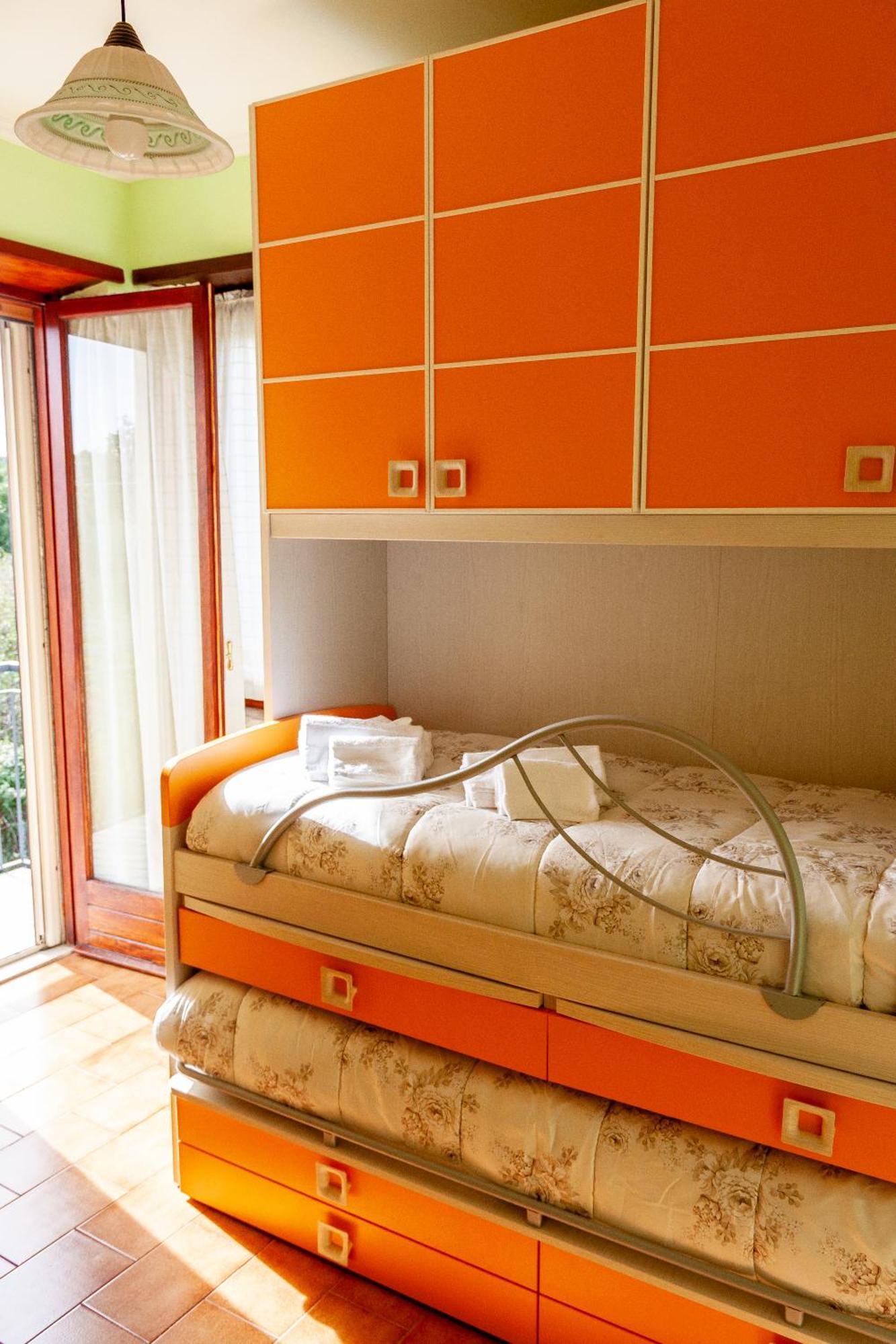 A Casa Di Marco Guesthouse - Apt Di Ciampino E Stazione Per Roma มารีโน ภายนอก รูปภาพ